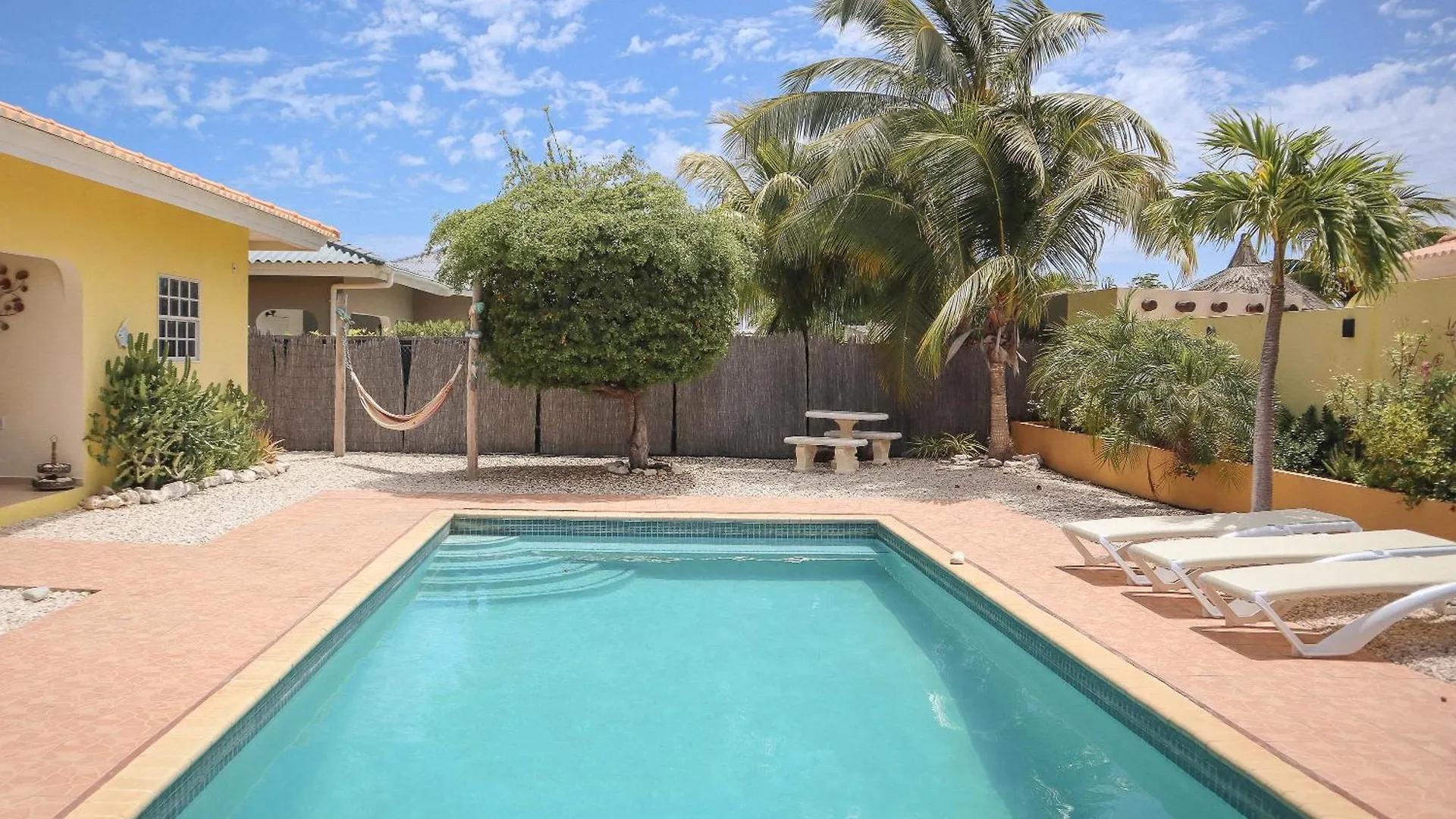 Family Villa With Private Pool In Peaceful Gated Resort Willemstad