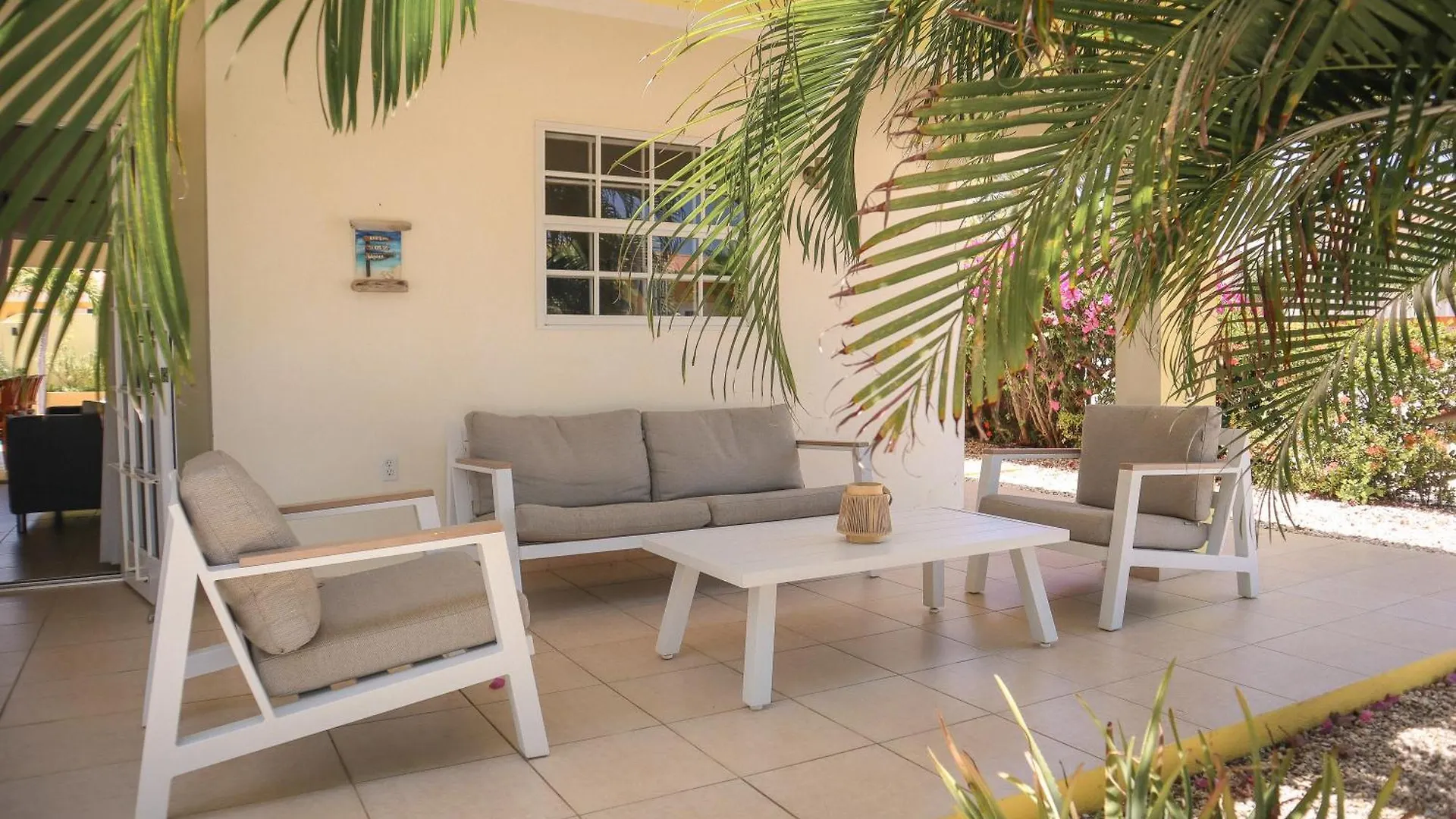 Family Villa With Private Pool In Peaceful Gated Resort Willemstad