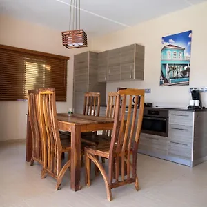  Apartment Spanish Water View